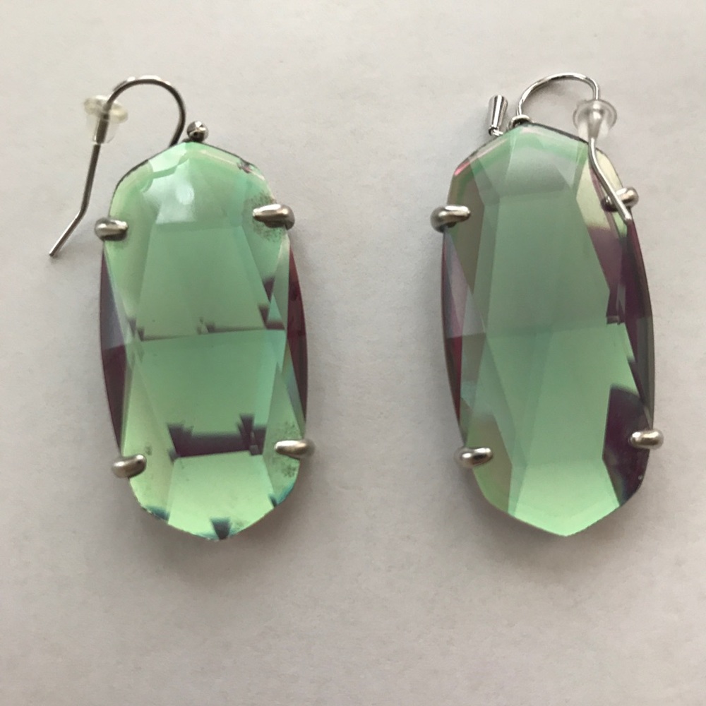 Kendra Scott Esme Earrings!